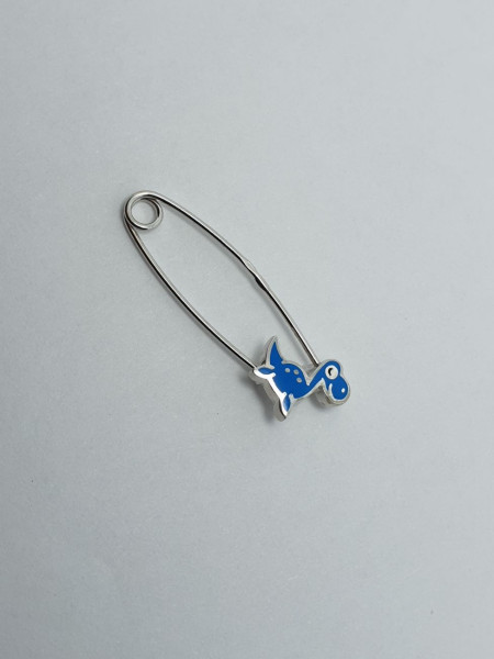 Булавка декоративная 2004 эмаль. Купить оптом и в розницу