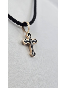 Крест из красного золота 585°с элементами чернения артикул зк 15 у